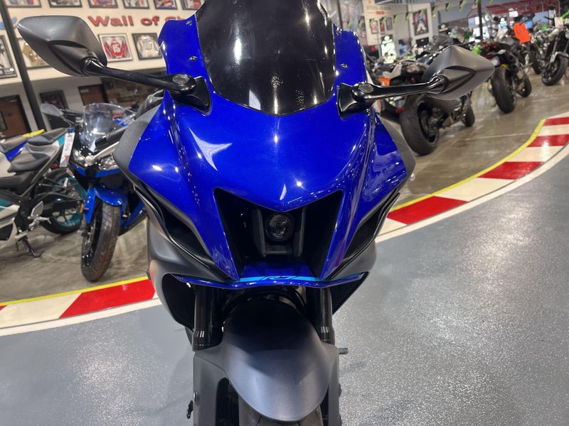 Used 2023 Yamaha YZF-R7 Image 13