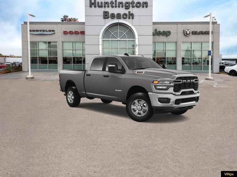 2025 RAM 3500 Big Horn Crew Cab 4x4Image 9