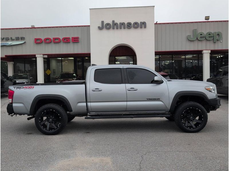 Used 2017 Toyota Tacoma TRD Off RoadImage 6