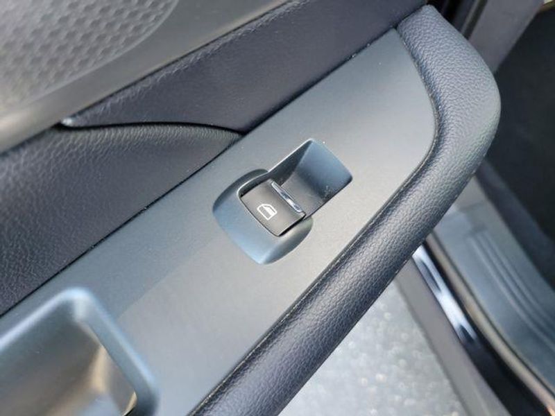 Used 2019 Ford Explorer XLT