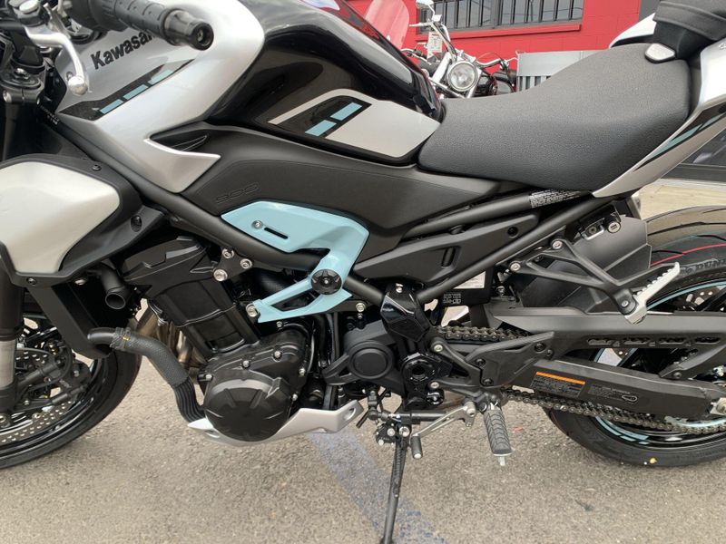 New 2025 Kawasaki Z900 ABS Image 12