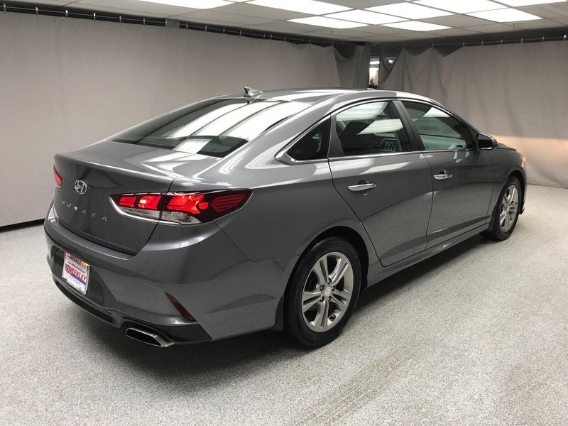 Used 2018 Hyundai Sonata SELImage 12