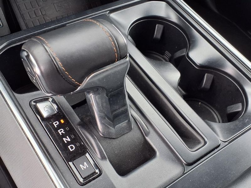 2022 Ford F-150 PlatinumImage 25