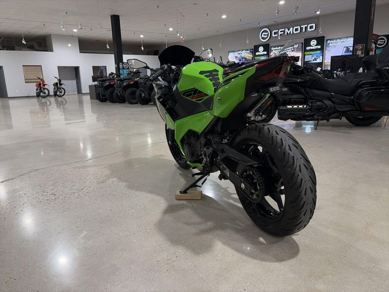 Used 2023 Kawasaki NINJA 400 Image 15