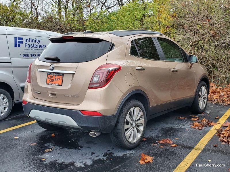 2019 Buick Encore PreferredImage 3