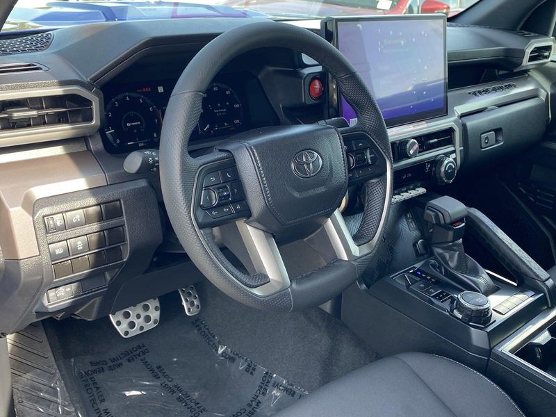 2024 Toyota Tacoma TRD SportImage 16