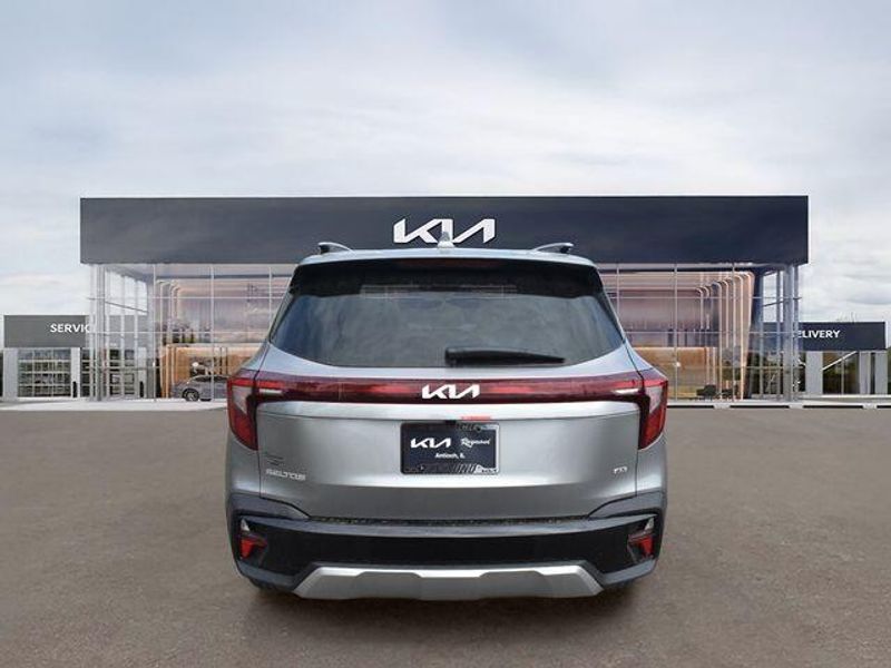 New 2026 Kia Seltos SImage 5