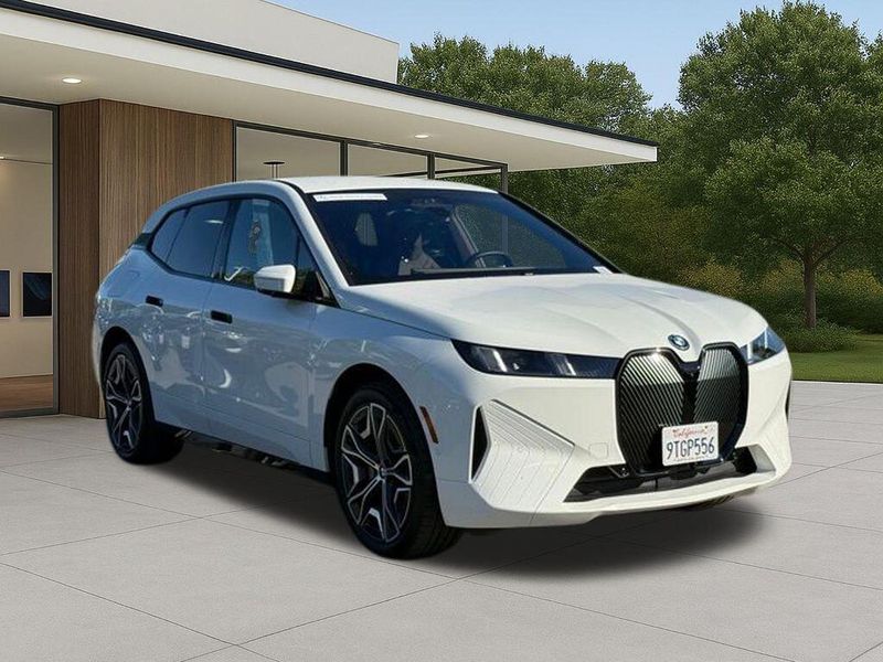 Used 2026 BMW iX xDrive45Image 5