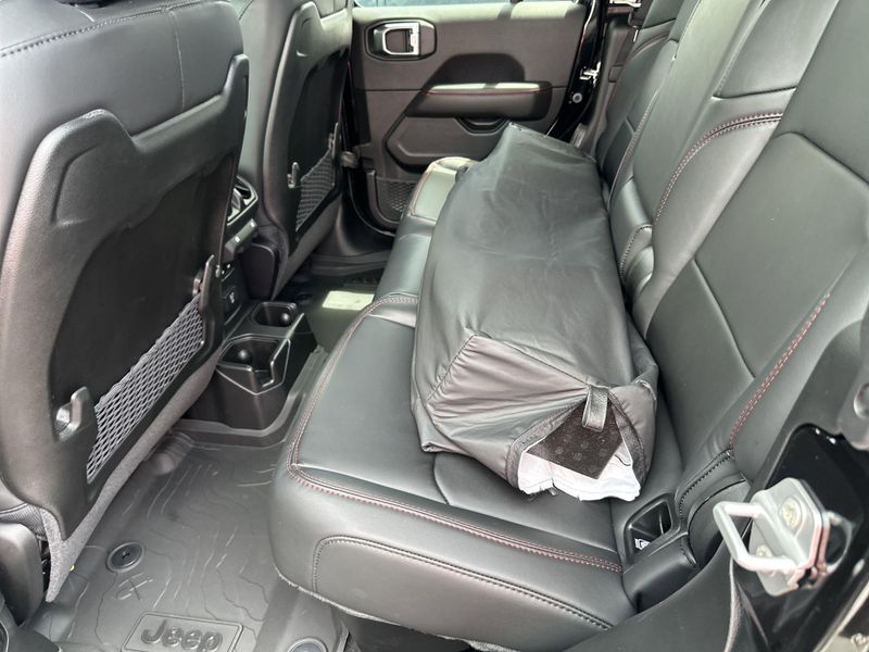 New 2025 Jeep Gladiator Rubicon X 4x4Image 16