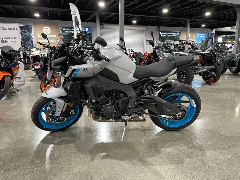 New 2025 Yamaha MT-10 Image 10