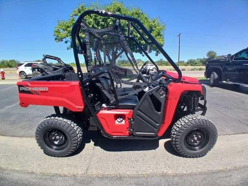 2025 Honda PIONEER 520 