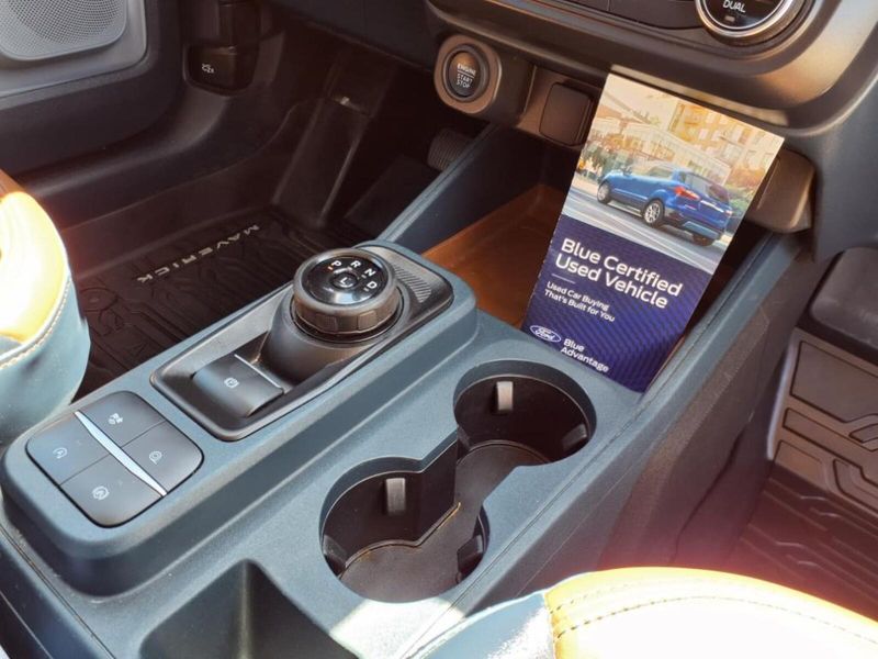 2022 Ford Maverick Lariat photo 7