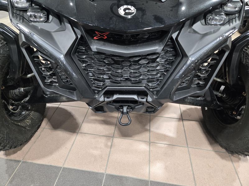 2025 Can-Am MAVERICK R X RS 999T DCT TRIPLE BLACK Image 10