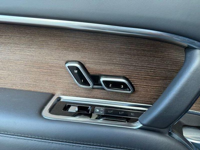 2024 Land Rover Range Rover Autobiography