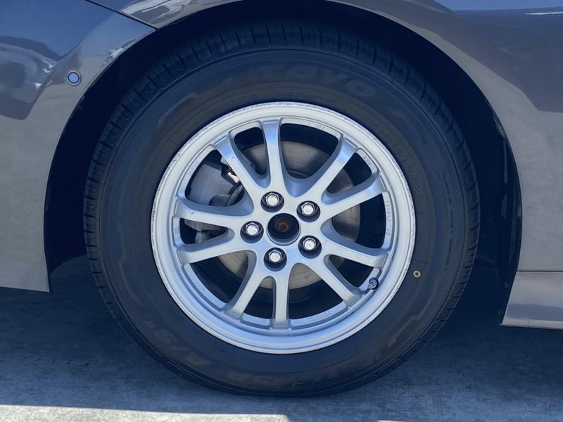 Used 2018 Toyota Prius ThreeImage 8