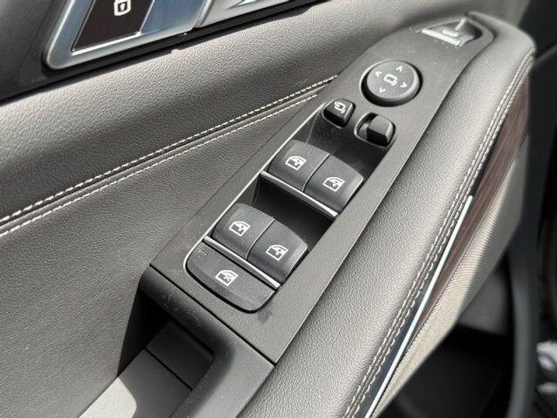 New 2026 BMW X5 sDrive40iImage 16