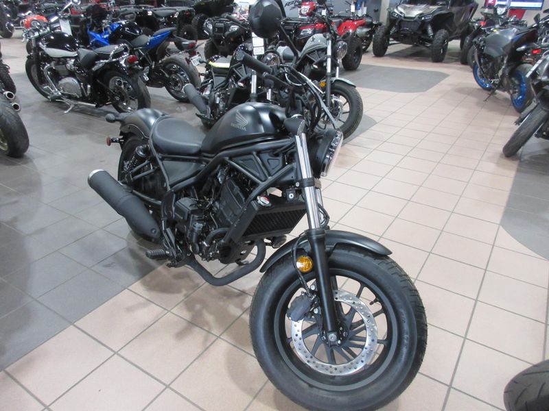NEW 2026 HONDA REBEL 300 E-CLUTCH Image 1