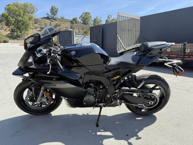 New 2025 Yamaha YZF-R9 Image 8