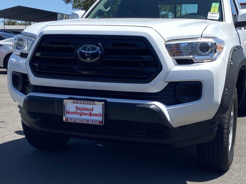 Used 2018 Toyota Tacoma Image 7