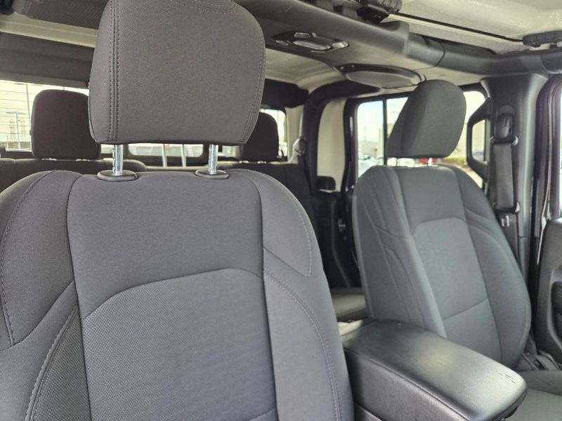 Used 2020 Jeep Gladiator Sport S 4x4