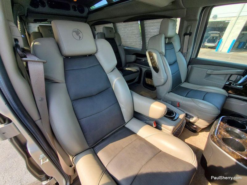 2022 Chevrolet Express Cargo Image 33