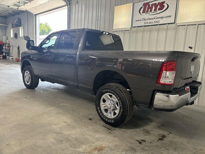 2024 RAM 2500 Tradesman Crew Cab 4x4 6