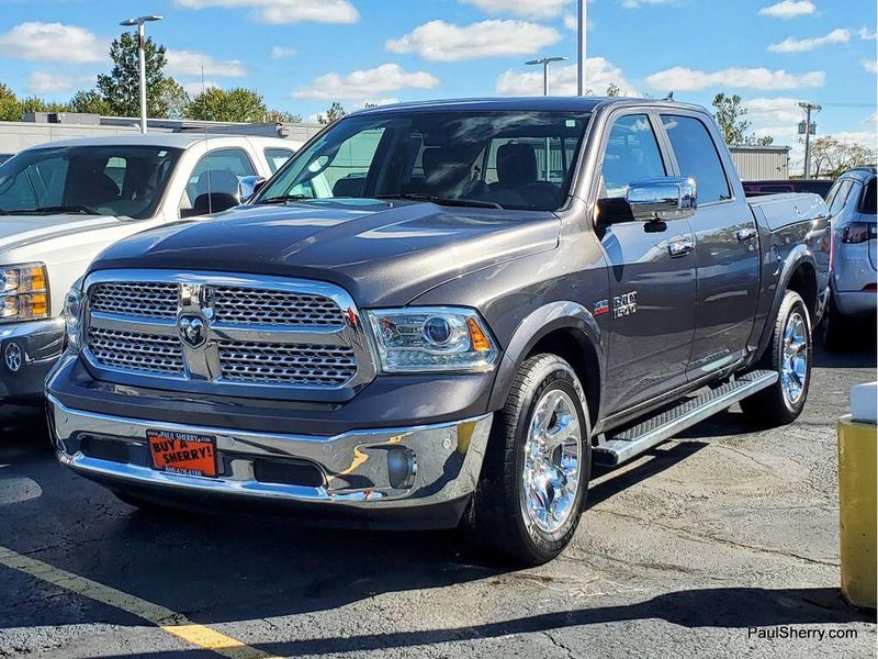 2016 RAM 1500 LaramieImage 7