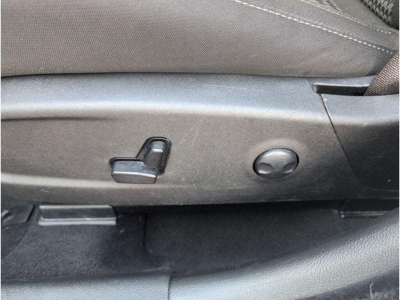 Used 2023 Dodge Charger GTImage 11