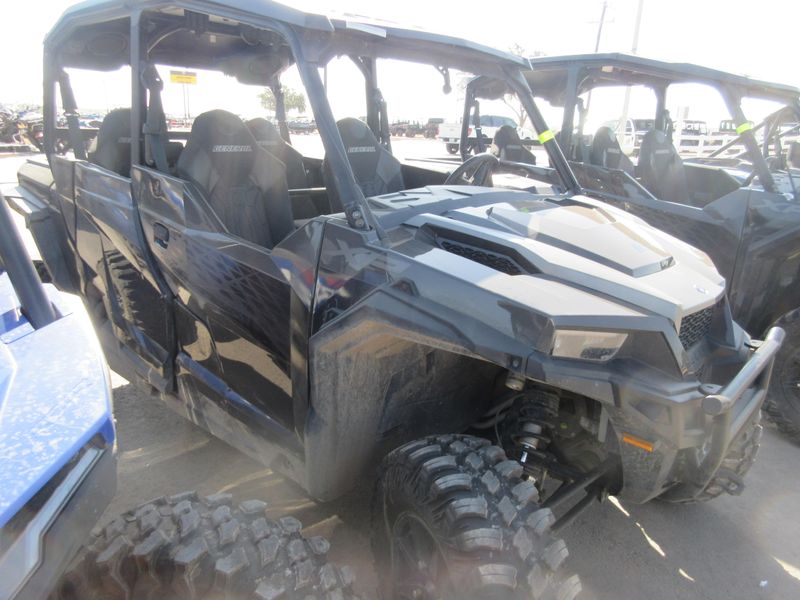 USED 2025 POLARIS GENERAL XP 4 1000 ULTIMATE Image 2