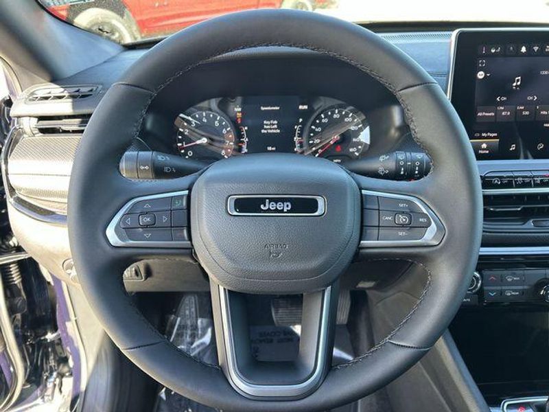 New 2026 Jeep Compass Latitude Altitude 4x4Image 17