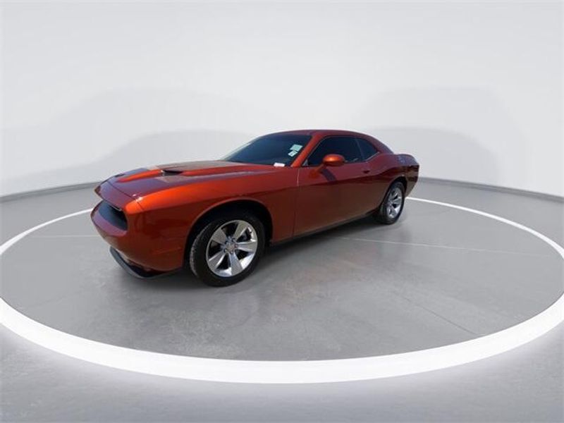 2021 Dodge Challenger SXTImage 4