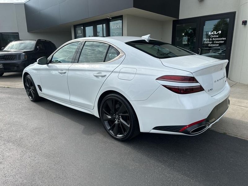 2022 Genesis G70 3.3TImage 7