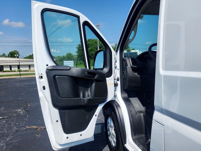 2024 RAM ProMaster 1500 SLTImage 16