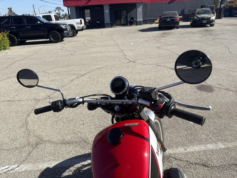 Used 2017 Yamaha SCR950 Image 12