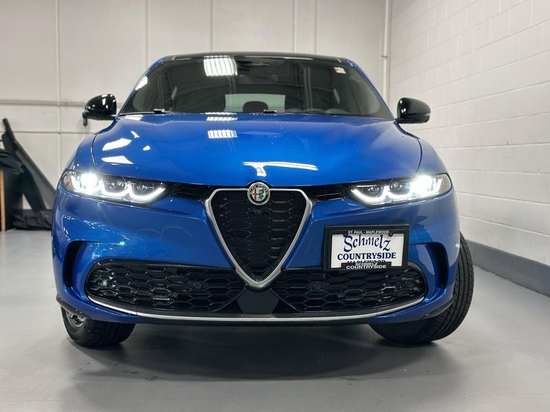 New 2024 Alfa Romeo Tonale Ti EawdImage 2