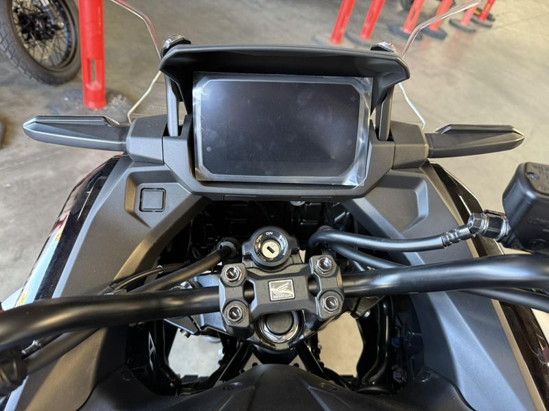 New 2025 Honda NC750X DCT Image 9