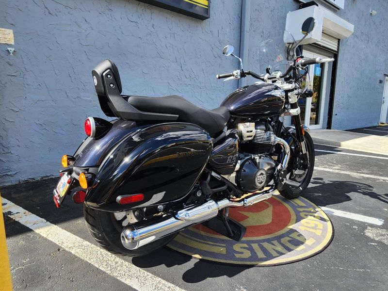 New 2024 Royal Enfield SUPER METEOR Image 13