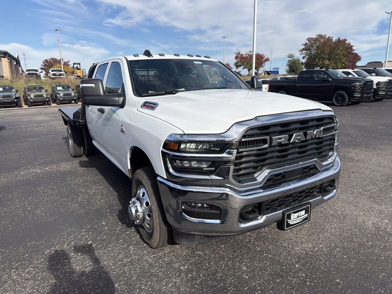 New 2026 RAM 3500 Tradesman Crew Cab Chassis 4x4 60