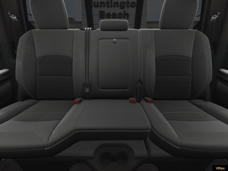 2025 RAM 3500 Big Horn Crew Cab 4x4Image 13