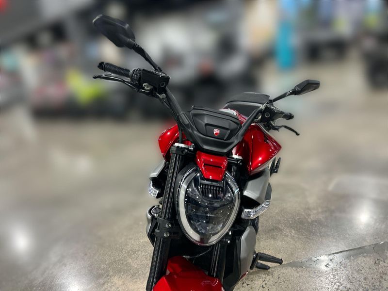 Used 2026 Ducati XDIAVEL V4 Image 21