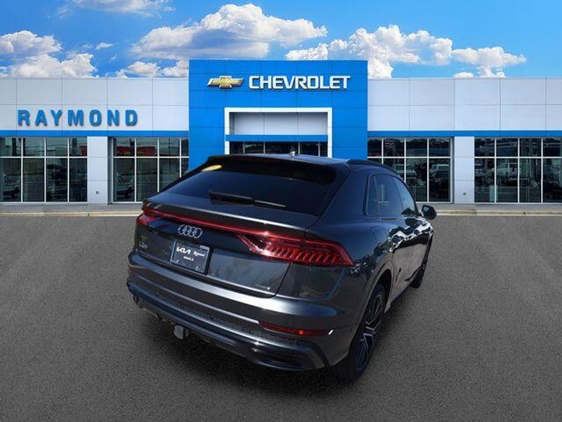 Used 2021 Audi Q8 55 Premium PlusImage 3