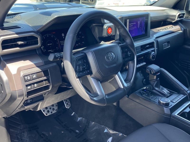 Used 2025 Toyota Tacoma TRD SportImage 14