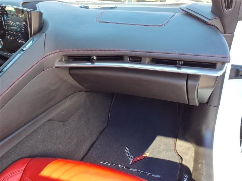 Used 2021 Chevrolet Corvette StingrayImage 6