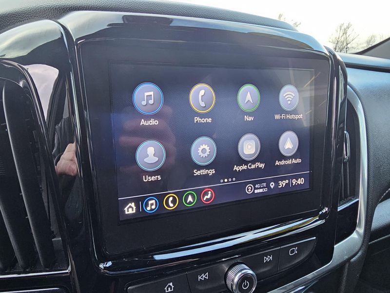 Used 2023 Chevrolet Traverse RSImage 16