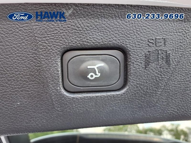 2024 Ford Edge SEL photo 26