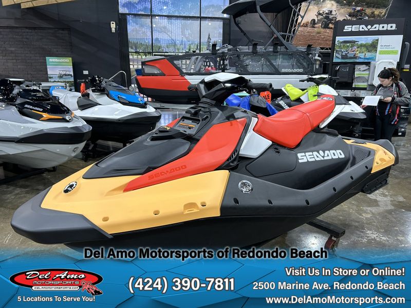 2024 Sea-Doo SPARK FOR 3 (SOUND SYSTEM) Image 12