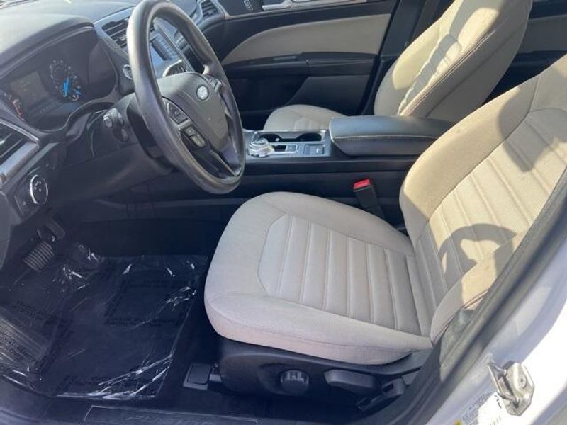 2019 Ford Fusion SImage 8