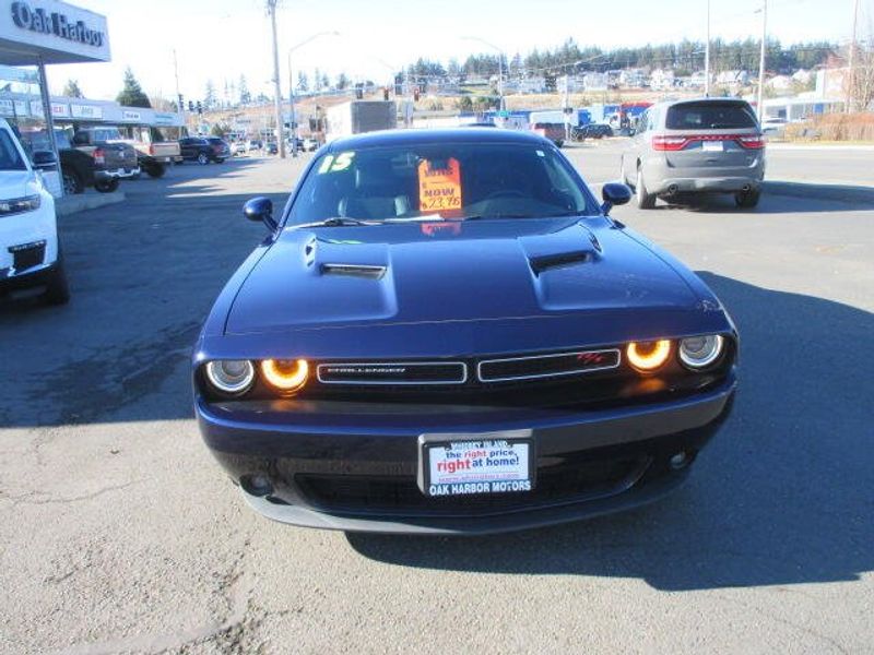 2015 Dodge Challenger R/T PlusImage 3