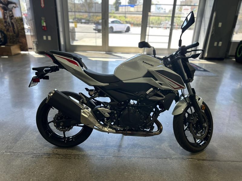 Used 2022 Kawasaki Z400 ABS Image 9