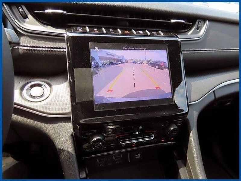 2024 Jeep Grand Cherokee L Altitude XImage 18